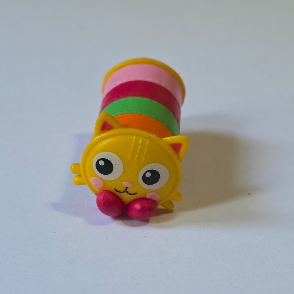 Spin Master Gabby's Dollhouse Pillow Cat Rainbow Playset Replacement Figure 2"